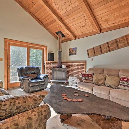 Remote Cabin With Fire Pit 3 Miles To Stowe Mtn! Bagian luar foto